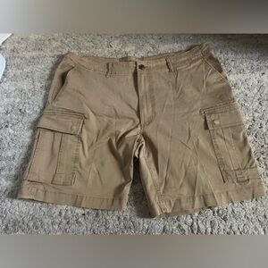 Lands' End Men's Khaki Cargo Shorts size 44